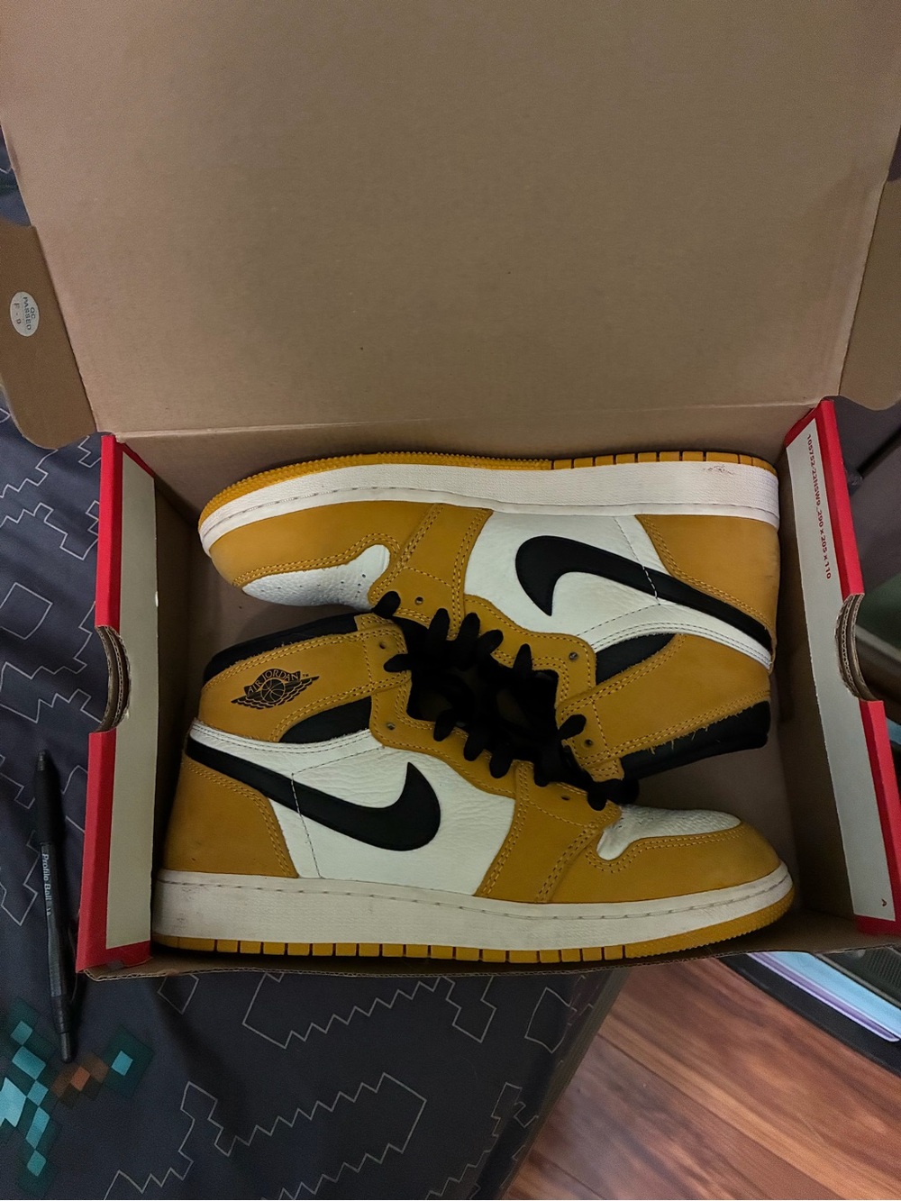 Nike Men's High-Top Sneakers in Yellow, White & Black
